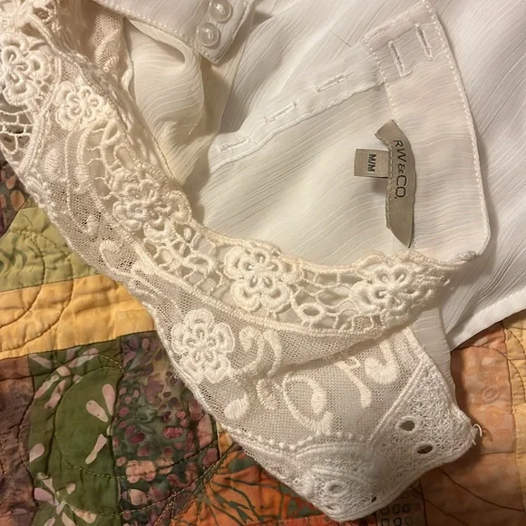 RW&Co sleeveless blouse - Picture 4 of 4